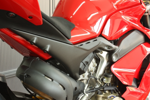 Subframe Covers left and right Panigale V4 / V4S / Speciale / R
